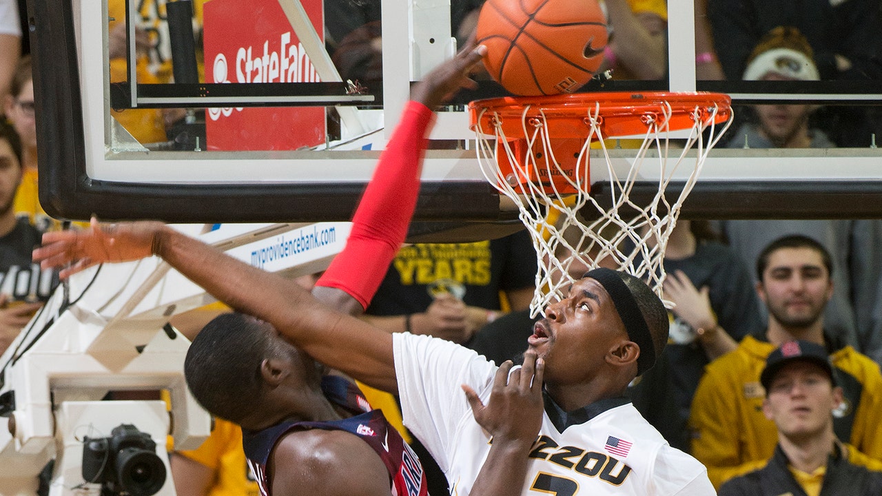 Alkins leads No. 20 Arizona past Missouri